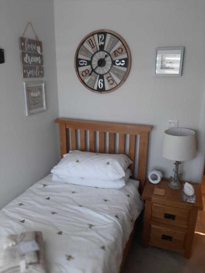 Number 14 Bed and Breakfast Downpatrick Eksteriør billede